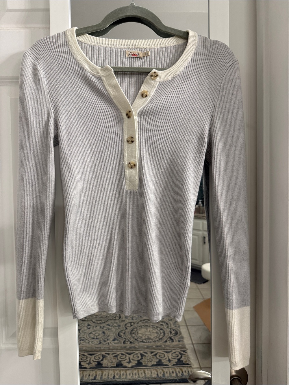 Faherty Light Gray Ribbed Henley with Cream Trim